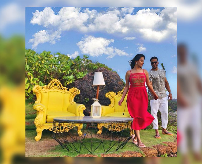 anita hassanandani bday inside 