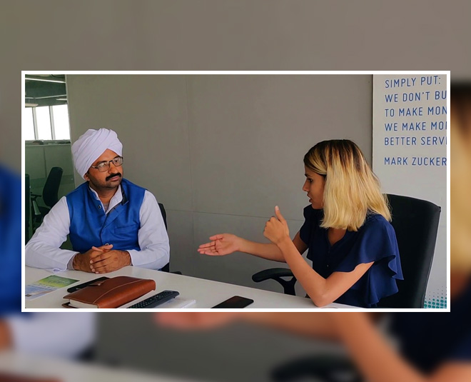 anu meena with farmer