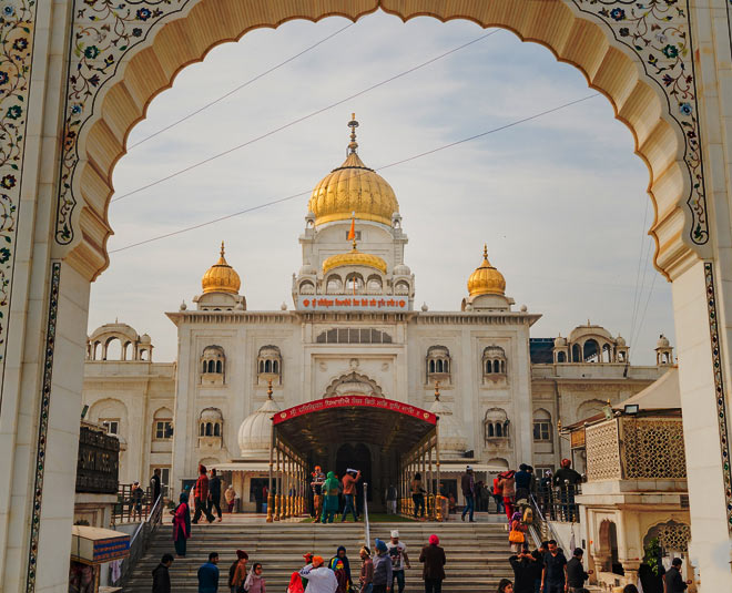 Casa di Culto Gurudwara Bangla Sahib a Delhi, in India