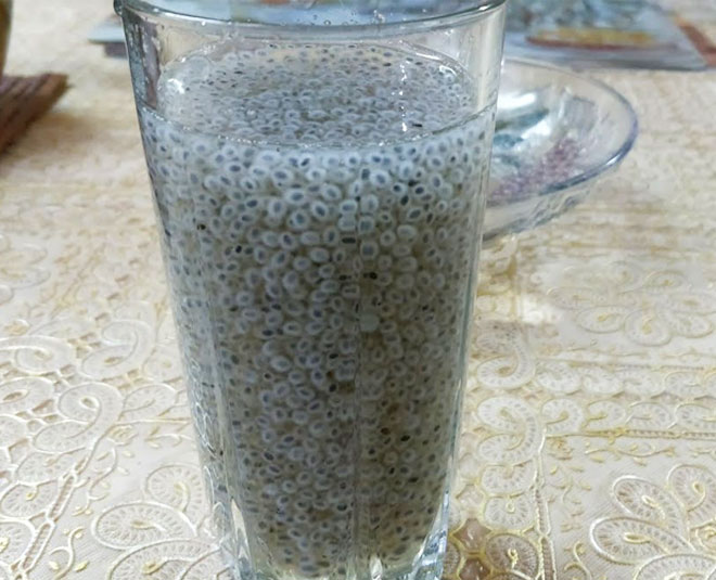 chia seeds shikanji inside 