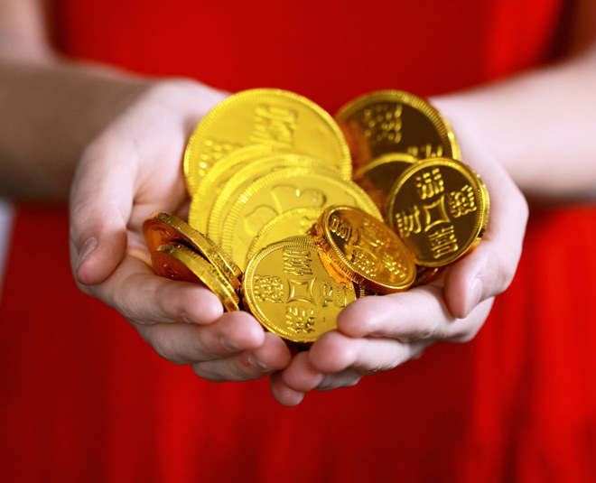 gold on akshaya tritiya card ()