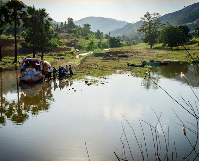 janani express boats