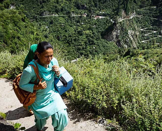 meena kumari healthcare worker