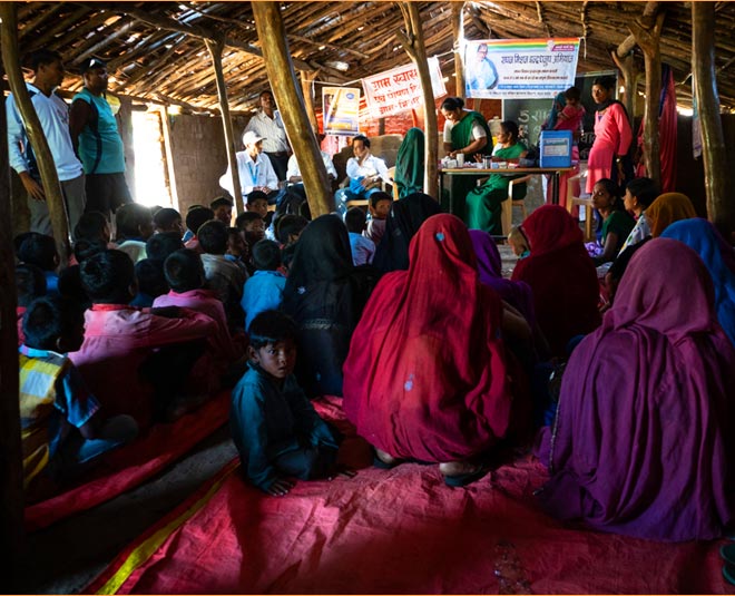 mission indradhanush immunisation session