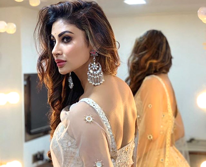 mouni roy dance in akash ambani wadding