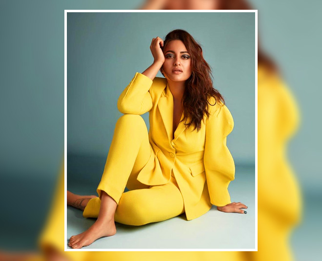 sonakshi sinha bold eyeliner inside 