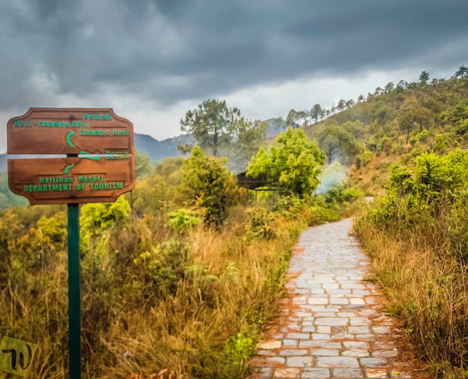trek with family champa