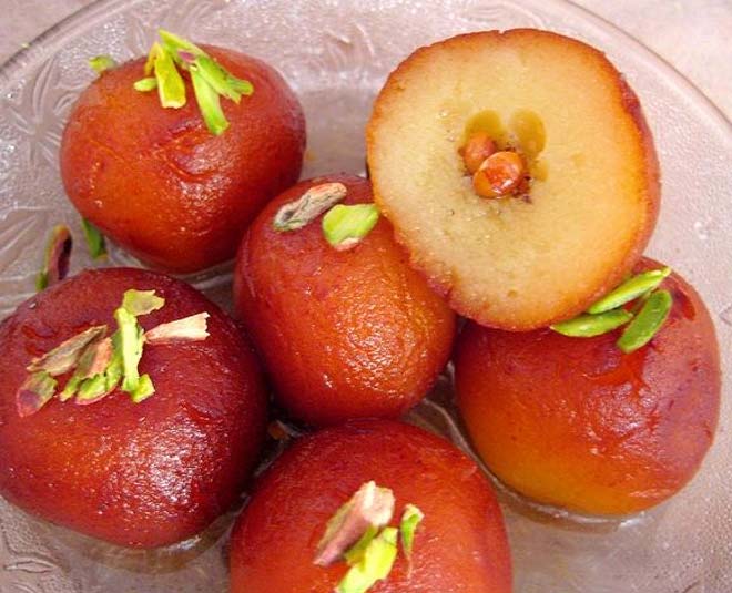 Eid Dastarkhwan inside 