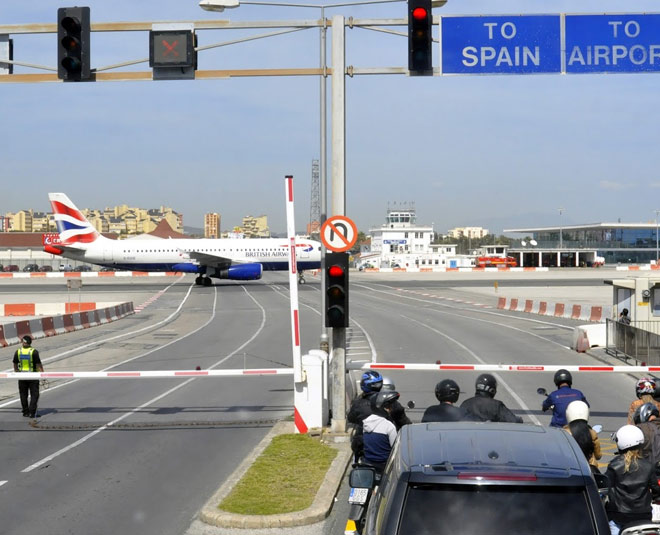 5 Most Weird Airports In The World 5 most weird airports in the world