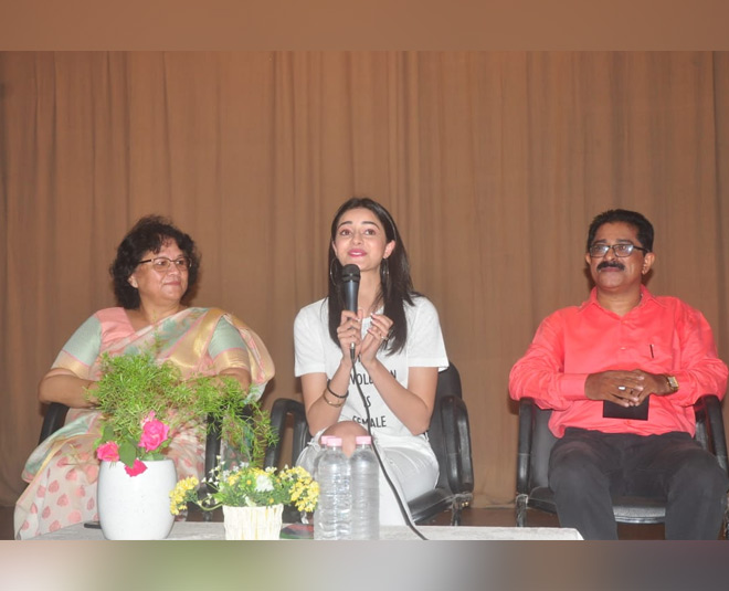 ananya pandey talks about bullying inside 