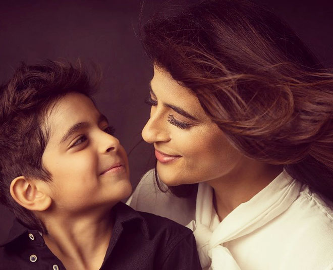 ayushamnn khurrana compare his wife to s hero harish inside 