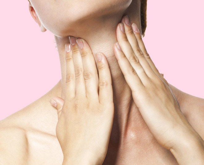 Avoid Wrinkles On Your Neck With These Beauty Tips