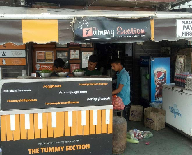 delhi food place inside 