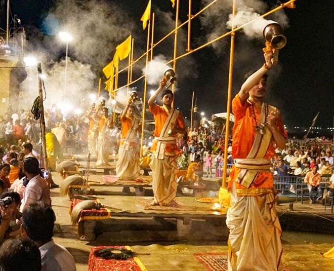 ganga aarti destination in India inside 