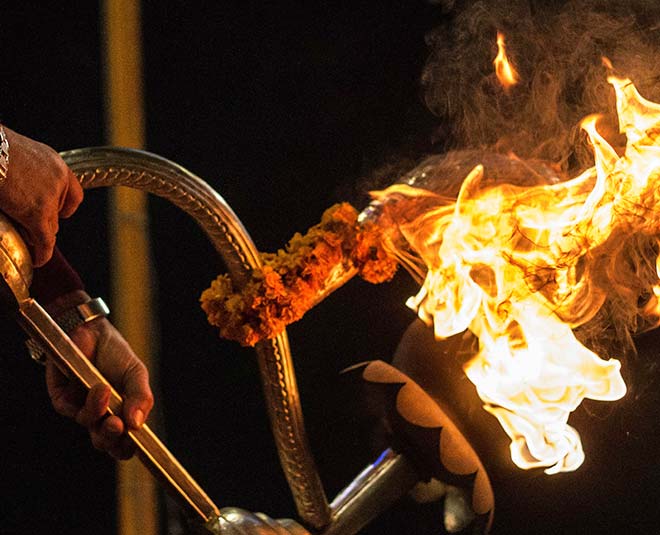 ganga aarti destination in India inside 