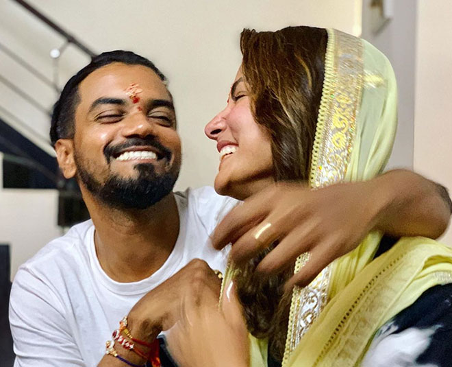 hina khan celebrates rakhi with sister in law inside 