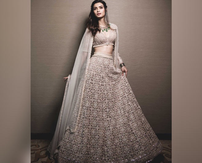 lakme fashion week lehengas diana