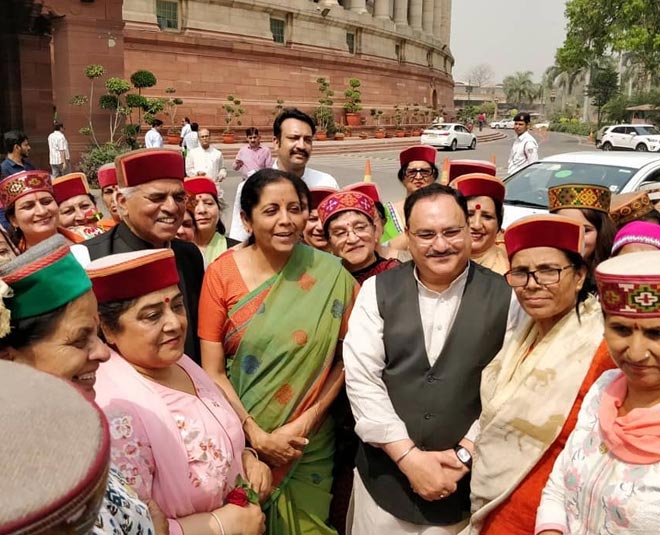 nirmala sitaraman finance minister  at parliament inside 