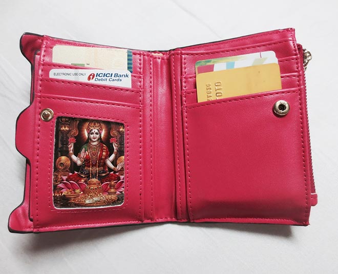 vastu tips for wallet in hindi