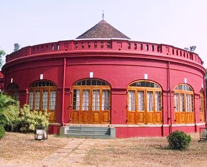 weekend  getaways from south india  Trivandrum inside 