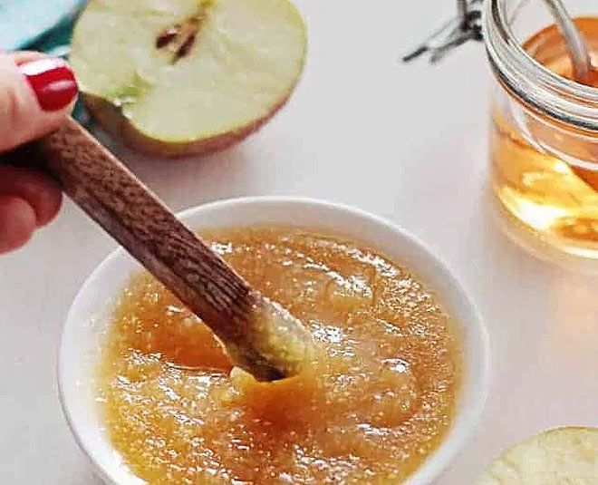 Apple peel Face mask For glowing skin images