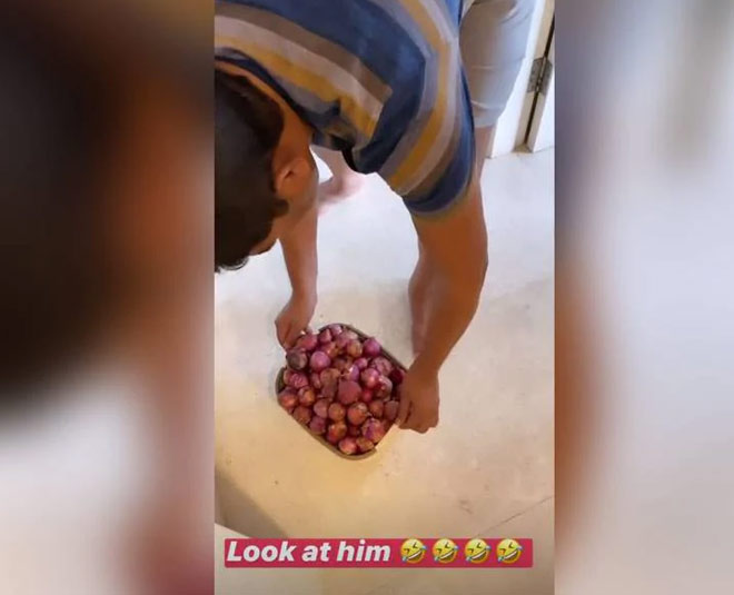 Hina Khan Old Komolika Father Video