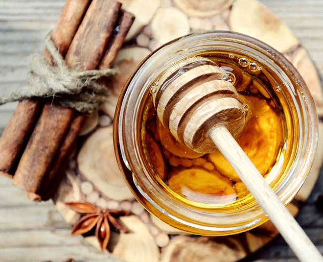 6 Amazing Benefits of Cinnamon Elaichi Water For Your Skin Hair and Health