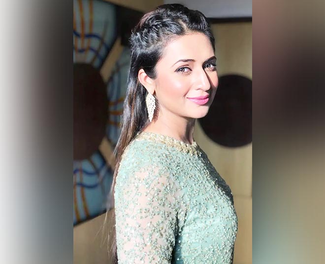 divyanka tripathi sleek hairstyle for party