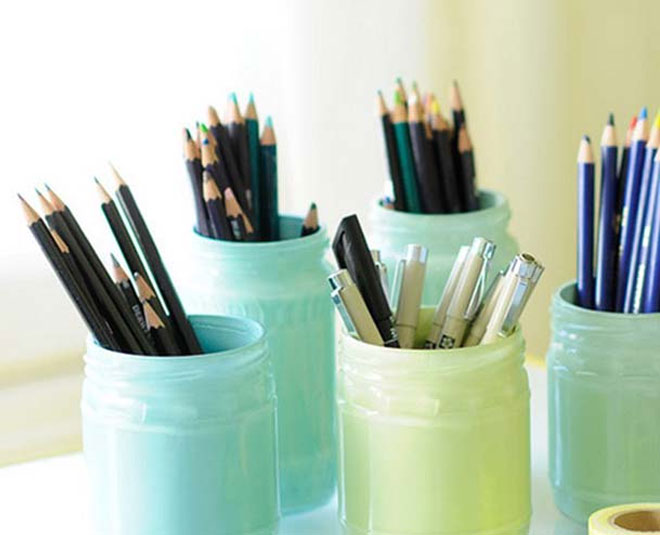 fun ways to brighten office desk