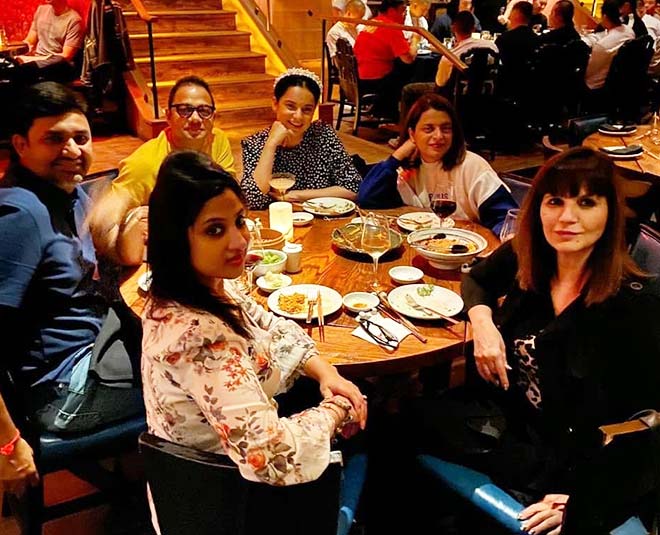 kangana with rangoli having dinner