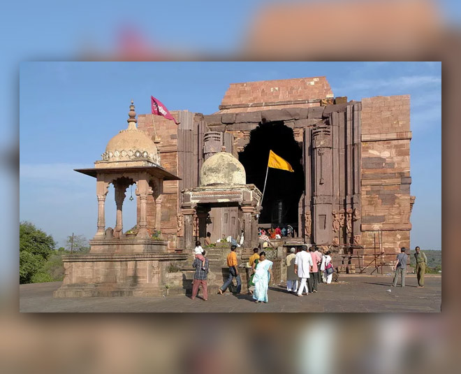 off beat travel destinations bhojpur shiv temple