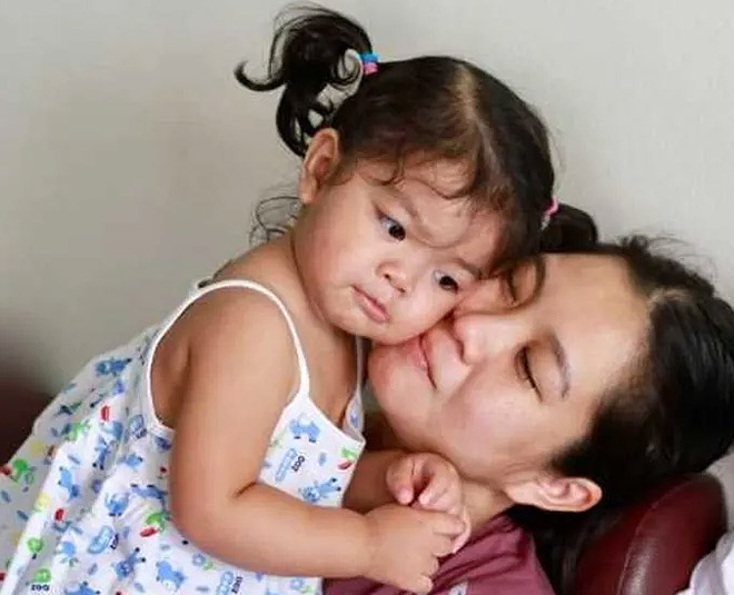 parenting style getting judged ()