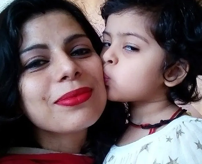 parenting style getting judged ()