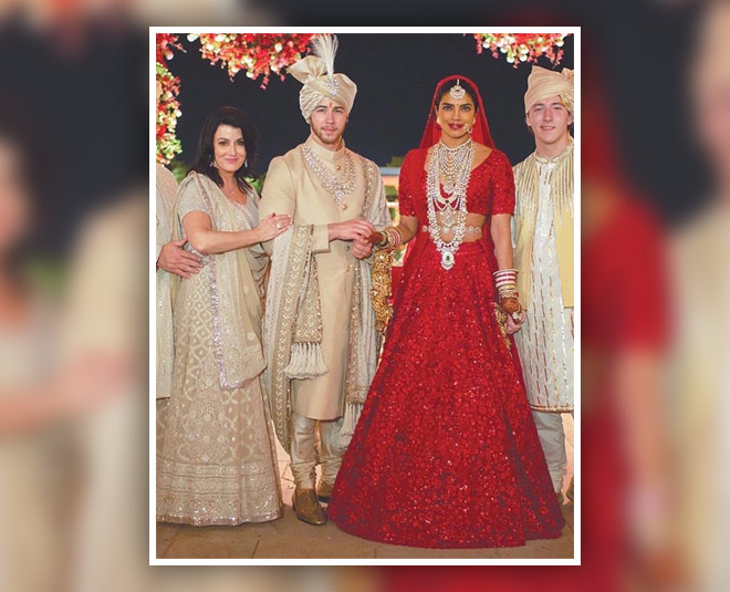 priyanka red wedding lehenga