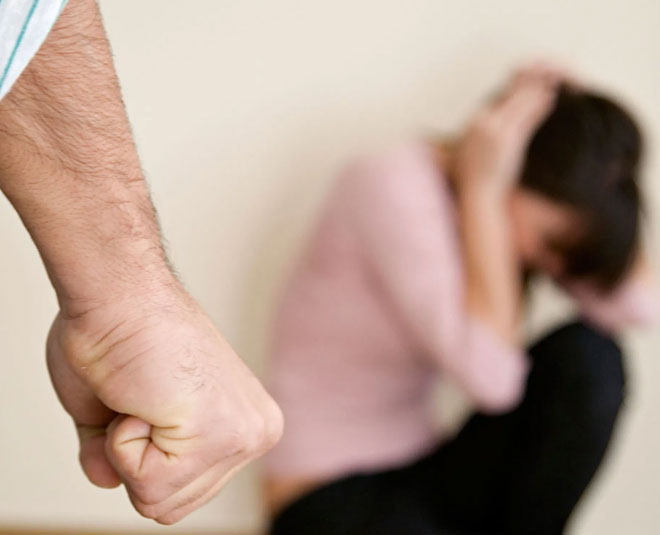 should you discuss relationship issues ()