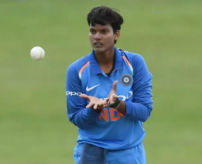 smriti mandhana award icc women odi team of the  year inside