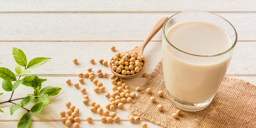 Benefits of Soya Milk In Hindi benefits of soya milk HerZindagi