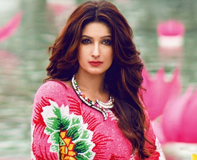 twinkle khanna and herhair secret