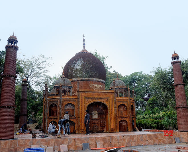 Wonders of world park travel delhi