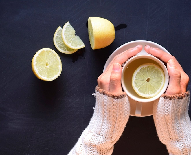 https://images.herzindagi.info/image/2019/Feb/drink-warm-lemon-water.jpg