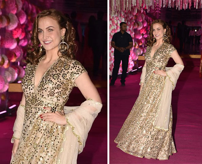 elle avram lehenga look morani wedding
