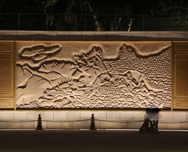 inside the national war memorial
