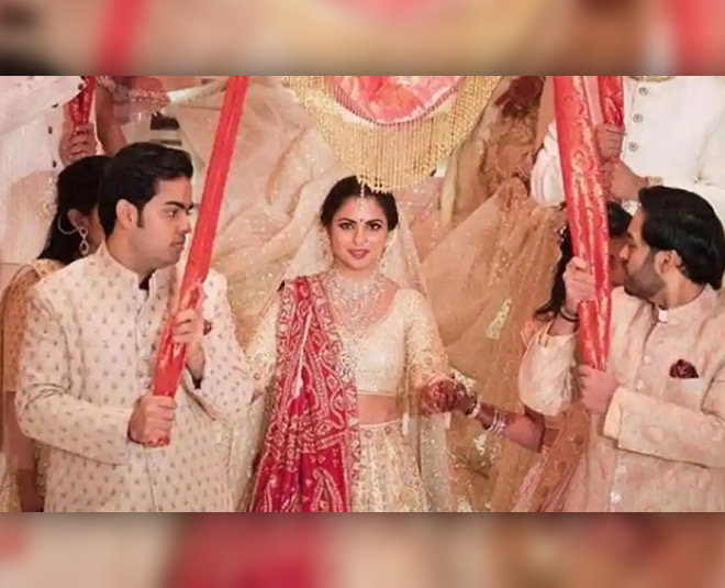 isha ambani marriage isha cried because of peer pressure inside