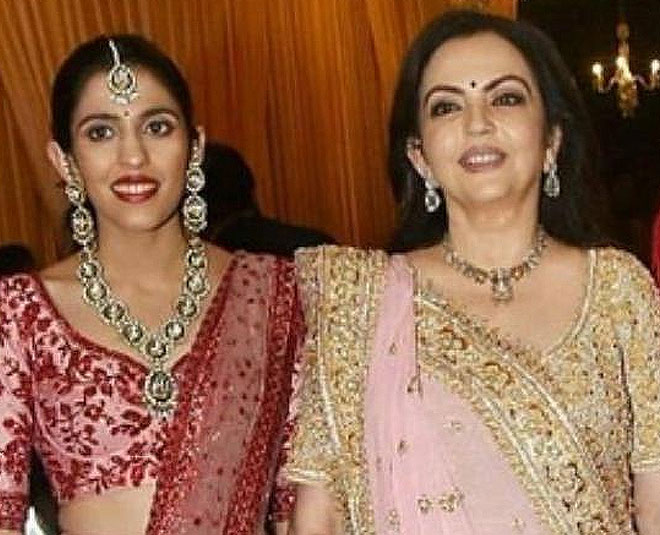 shloka mehta relationship nita ambani isha 