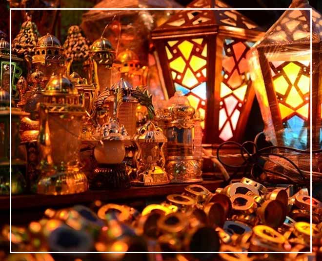 surajkund mela  artisans inside