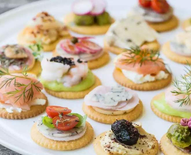 tasty cookie canapes
