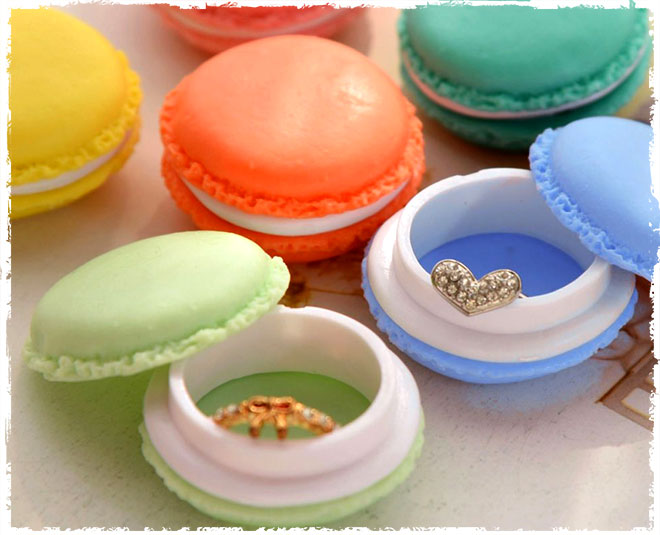 anushka sharma travel beauty essentials box inside