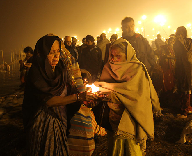 ardh kumbh mela prayagraj  triveni sangam ganga jamuna saraswati inside