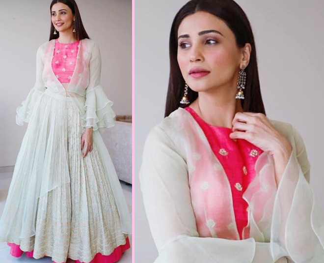 daisy shah lehenga with floor lenth jacket
