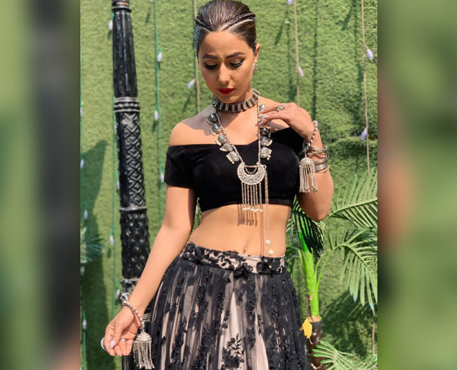 hina khan black look